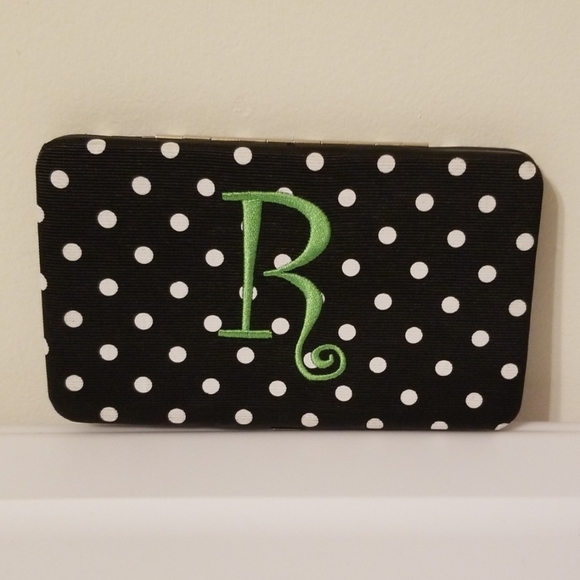 Handbags - "R" wallet